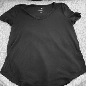 SO Favorite V-Neck Pocket Tee